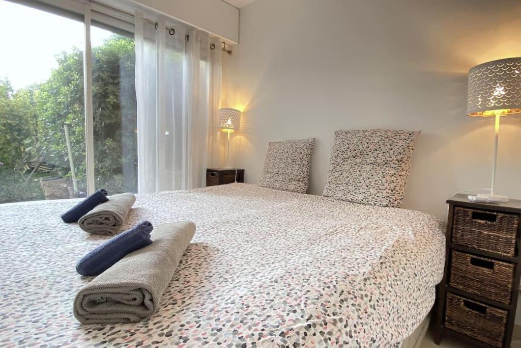 Rabiac - Charming 1 Bedroom With Private Garden 昂蒂布 外观 照片